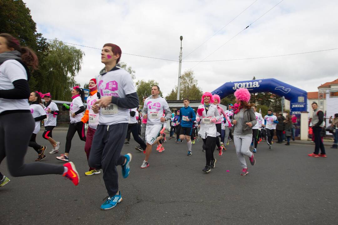 Bėgimas prieš krūties vėžį „Pink RUN“