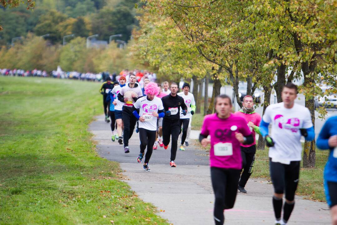 Bėgimas prieš krūties vėžį „Pink RUN“