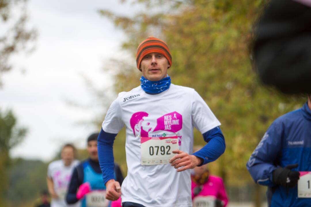 Bėgimas prieš krūties vėžį „Pink RUN“