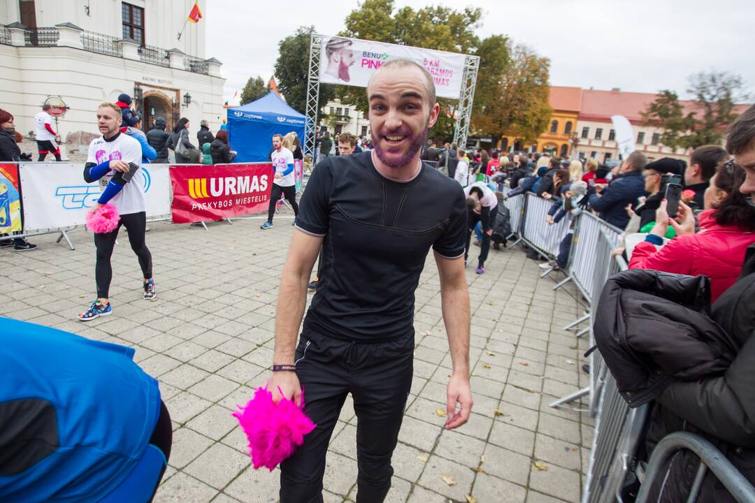 Bėgimas prieš krūties vėžį „Pink RUN“