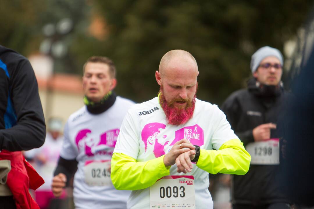 Bėgimas prieš krūties vėžį „Pink RUN“