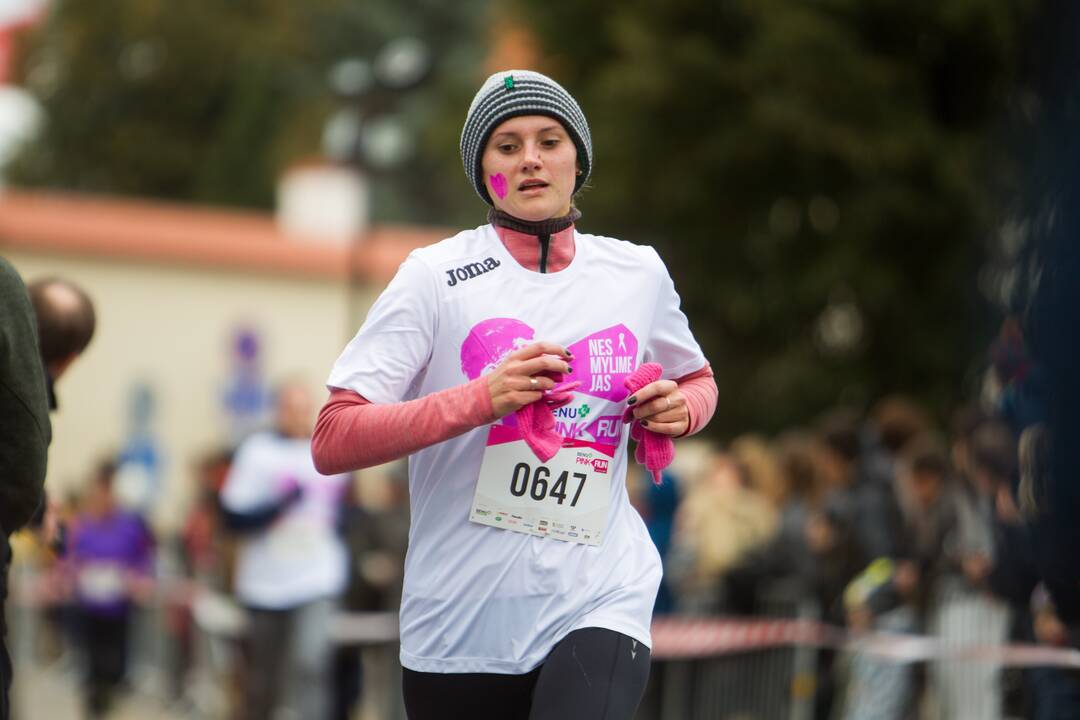 Bėgimas prieš krūties vėžį „Pink RUN“