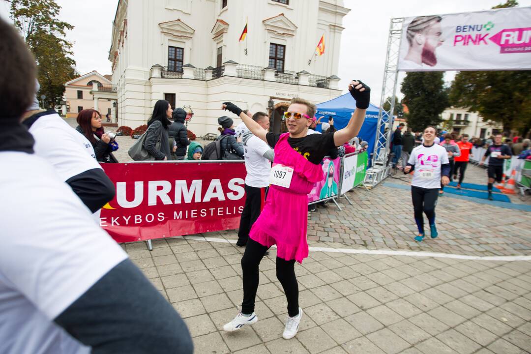 Bėgimas prieš krūties vėžį „Pink RUN“