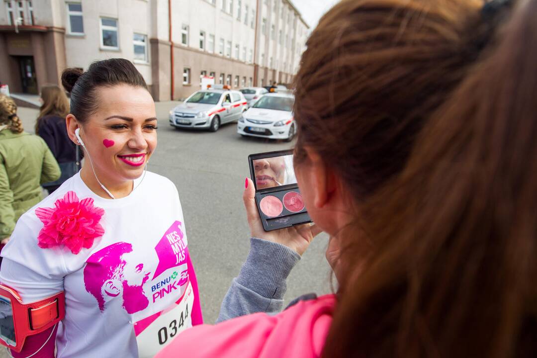 Bėgimas prieš krūties vėžį „Pink RUN“