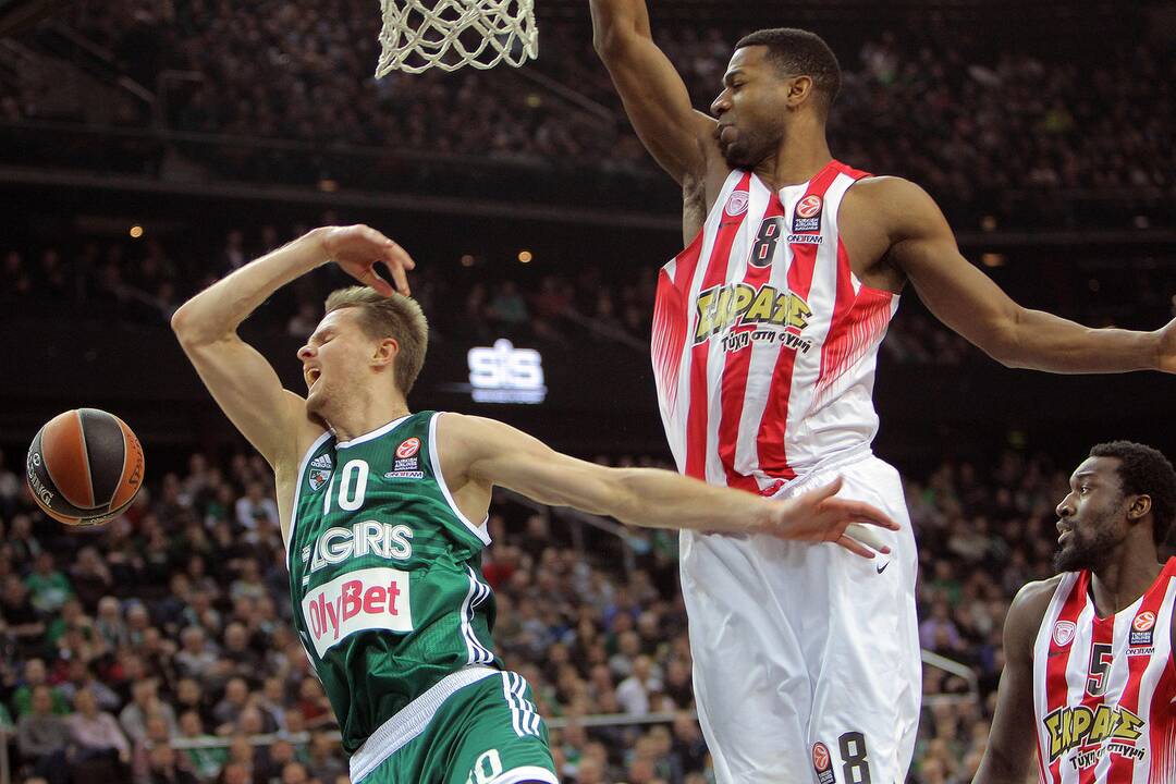 Kauno „Žalgiris“ Eurolygos rungtynėse sutriuškino Pirėjo „Olympiakos“ 75:55.