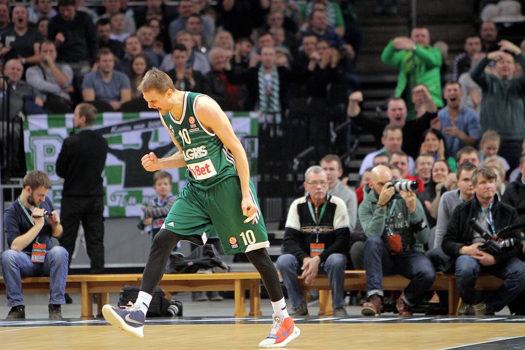 Kauno „Žalgiris“ Eurolygos rungtynėse sutriuškino Pirėjo „Olympiakos“ 75:55.
