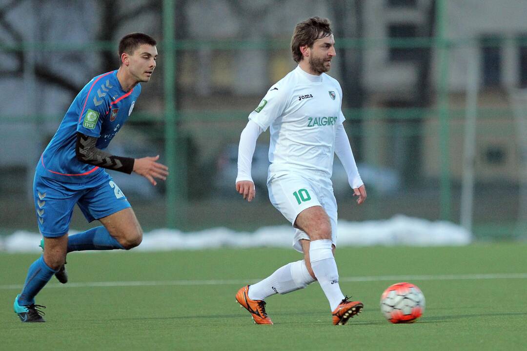 Lietuvos futbolo A lyga: „Kauno Žalgiris“– Kauno „Stumbras“ 1:2.