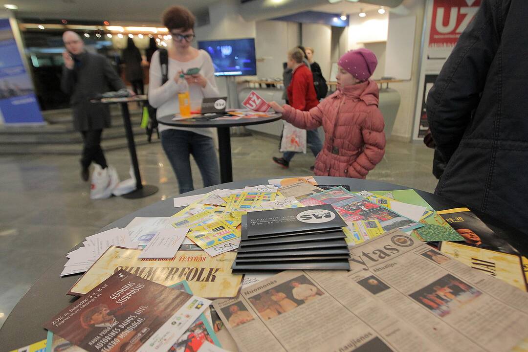 Pasivaikščiojimas po Vilniaus knygų mugę.