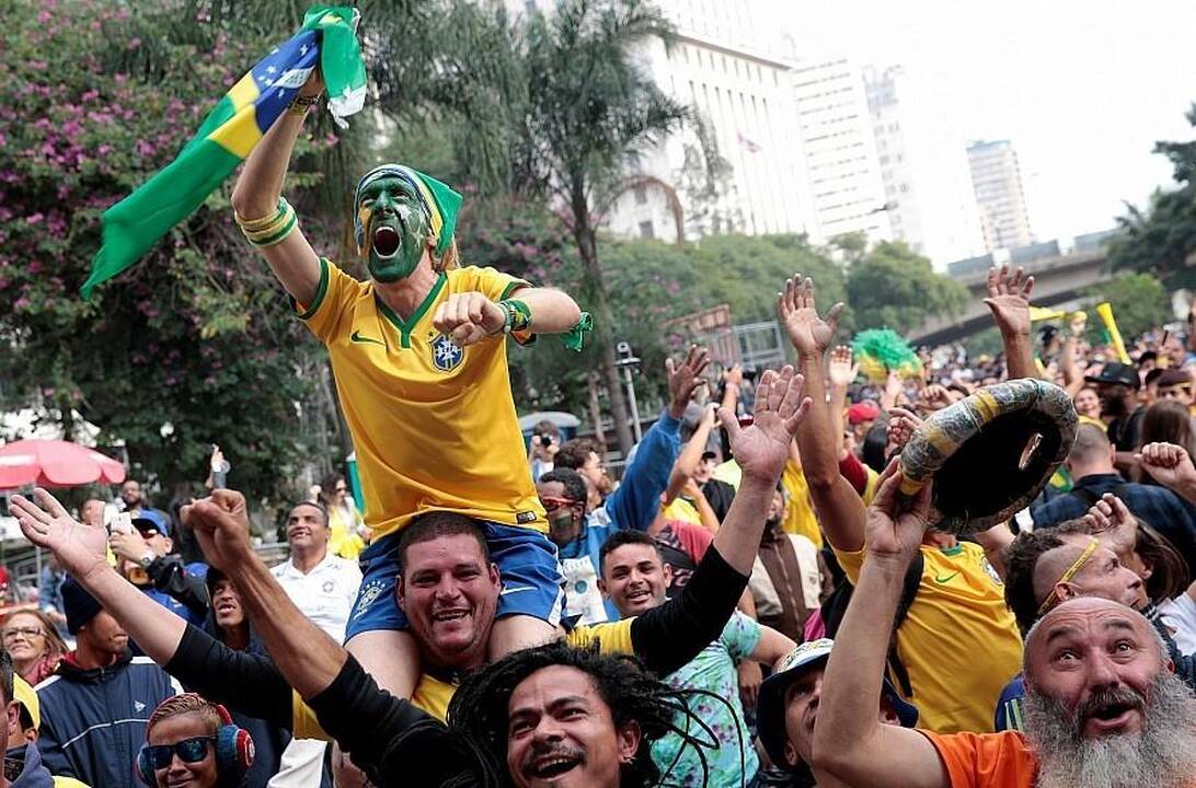 Nemalonų siurprizą savo sirgaliams pateikė ir Brazilijos futbolo rinktinė