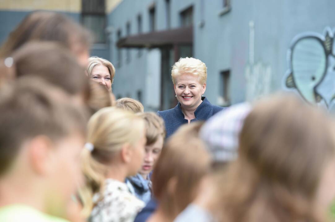 Prezidentė lankėsi jaunimo centre ,,Žalianamis“