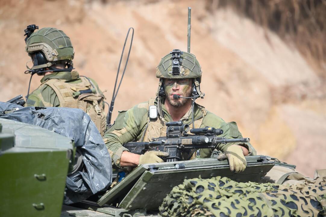 Stebėti pratybų „Geležinis vilkas“ atvyko NATO vadovas