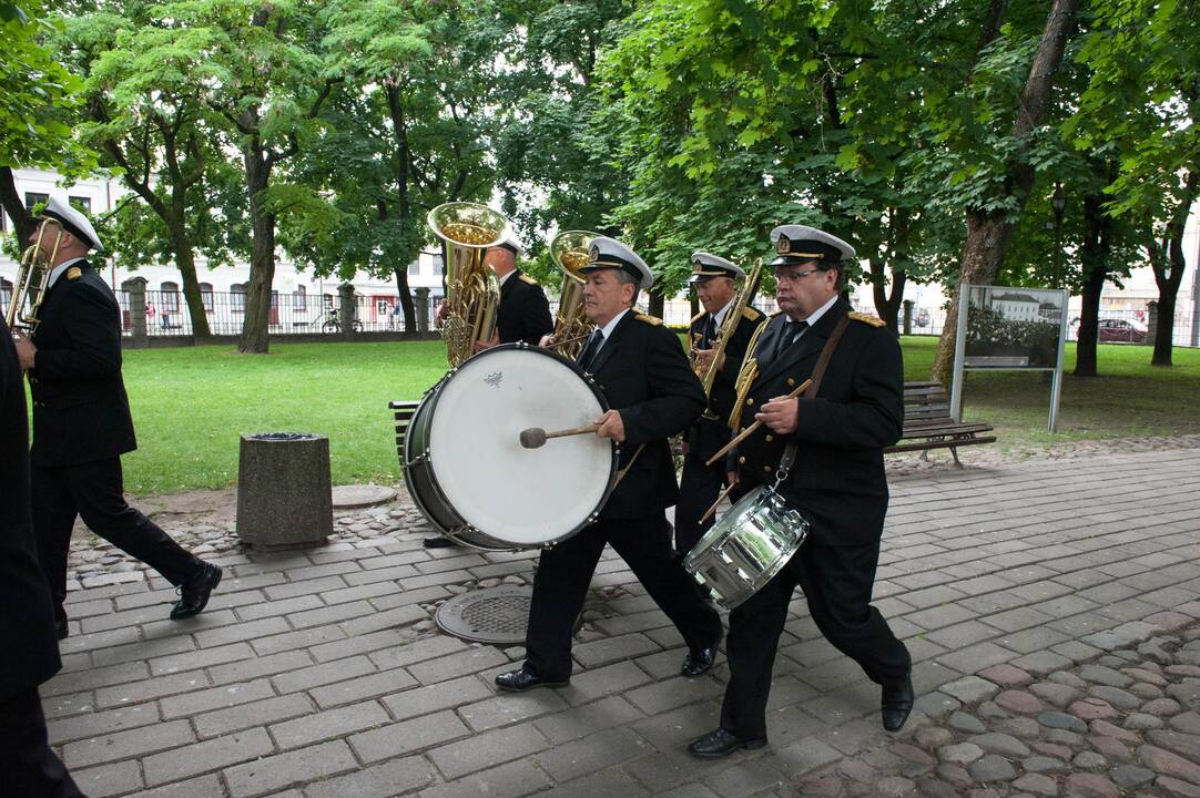 Prisiekė nauja karininkų laida