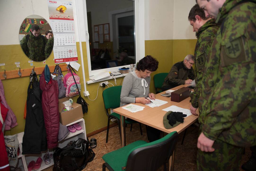 Naktinis žygis partizanų takais Pažėruose 