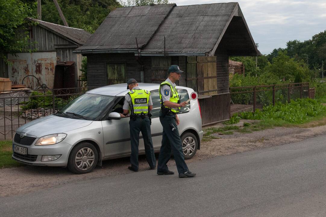 Policijos reidas Panerių gatvėje