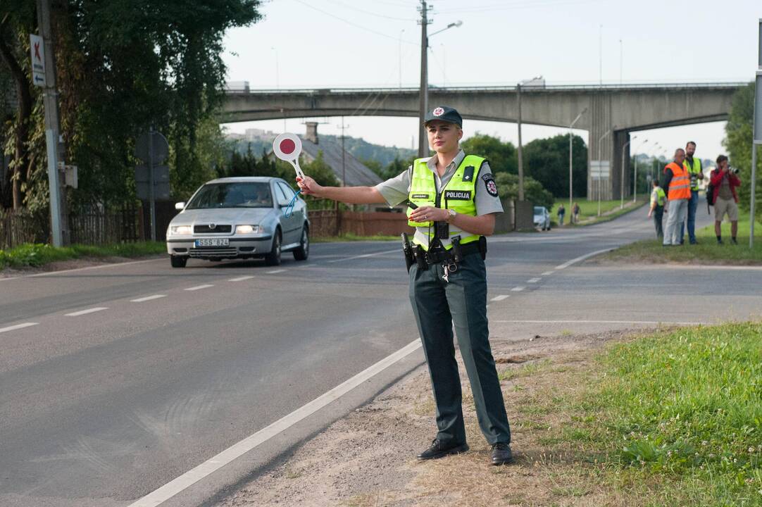 Policijos reidas Panerių gatvėje