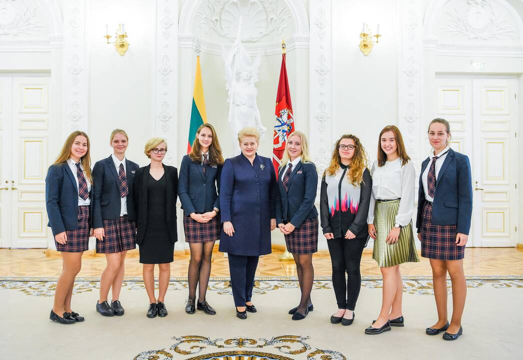 Geriausių mokslinių disertacijų laureatų apdovanojimai