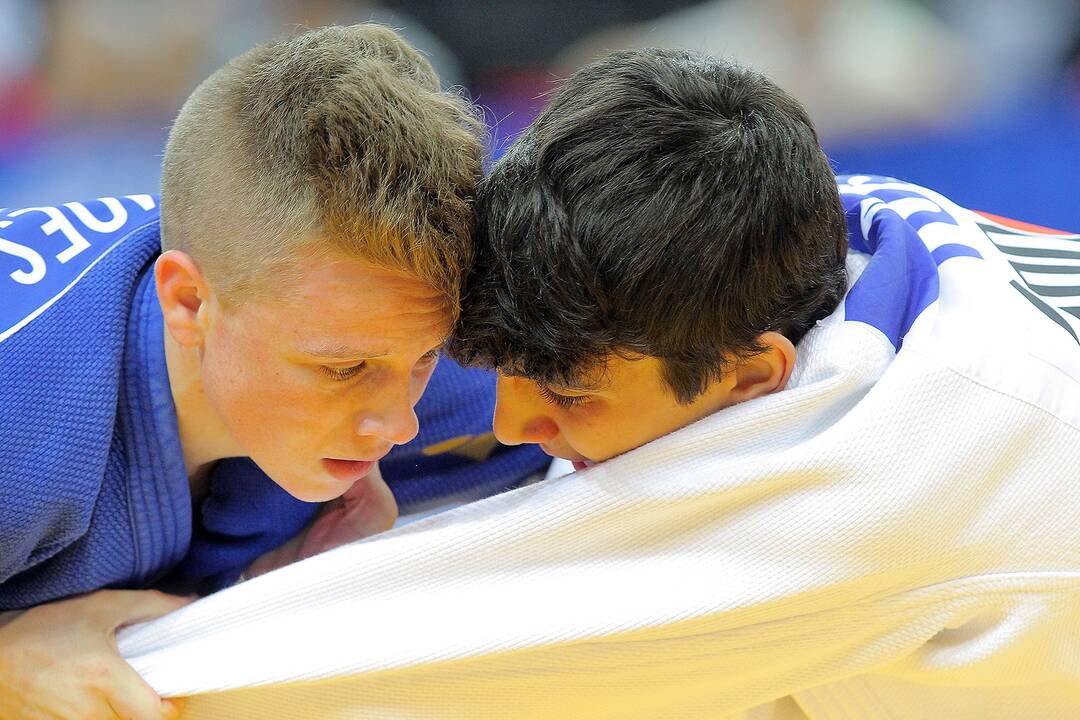 Europos jaunių dziudo čempionato pradžia