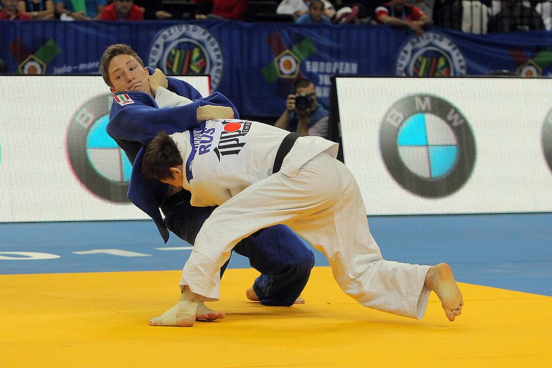 Europos jaunių dziudo čempionato pradžia