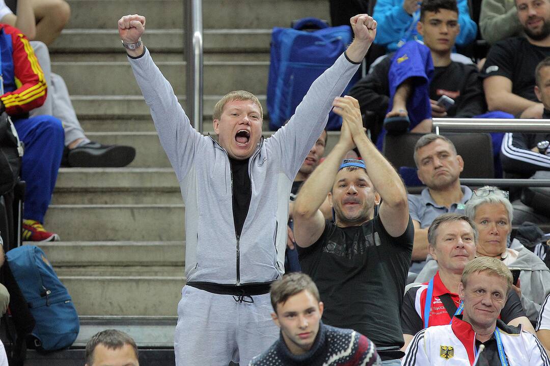 Europos jaunių dziudo čempionato pradžia