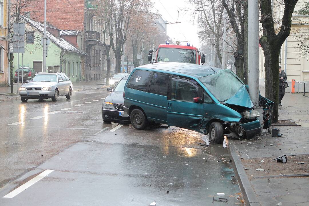 Avarija K. Donelaičio gatvėje