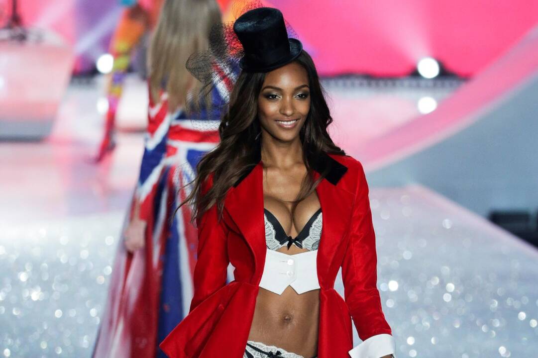 "Victoria's Secret" angelai pristatė naują kolekciją