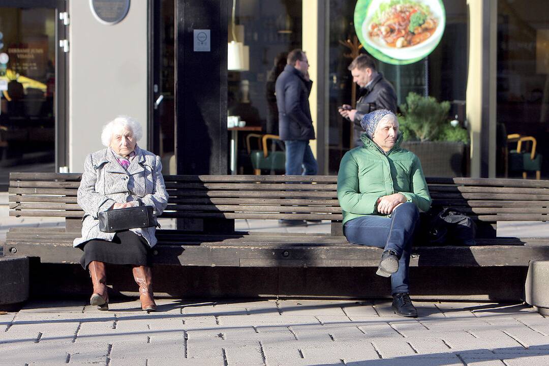 Į lauką – gaudyti saulės spindulių