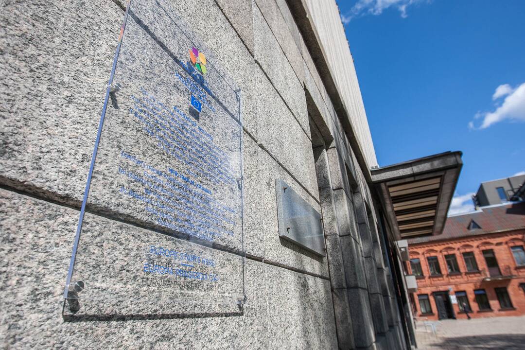 Europos paveldo ženklas ant Kauno miesto savivaldybės