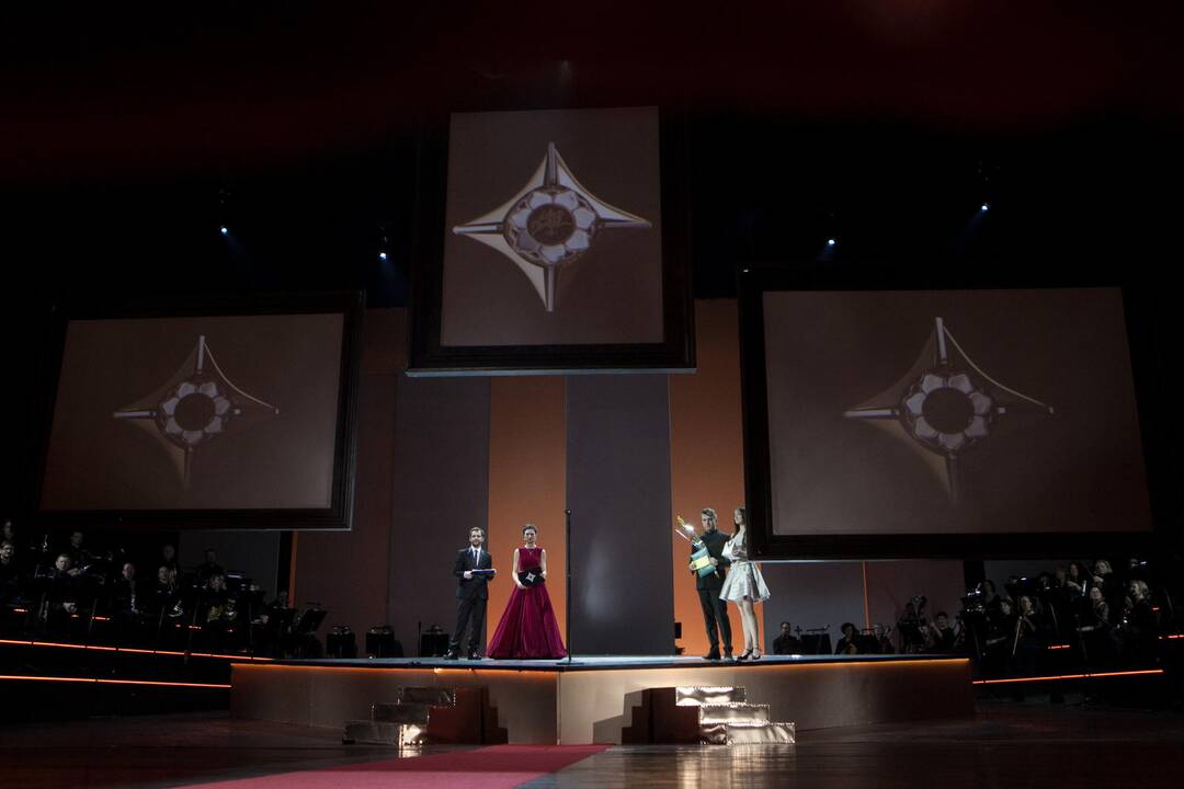 „Auksinių scenos kryžių“ įteikimo ceremonija