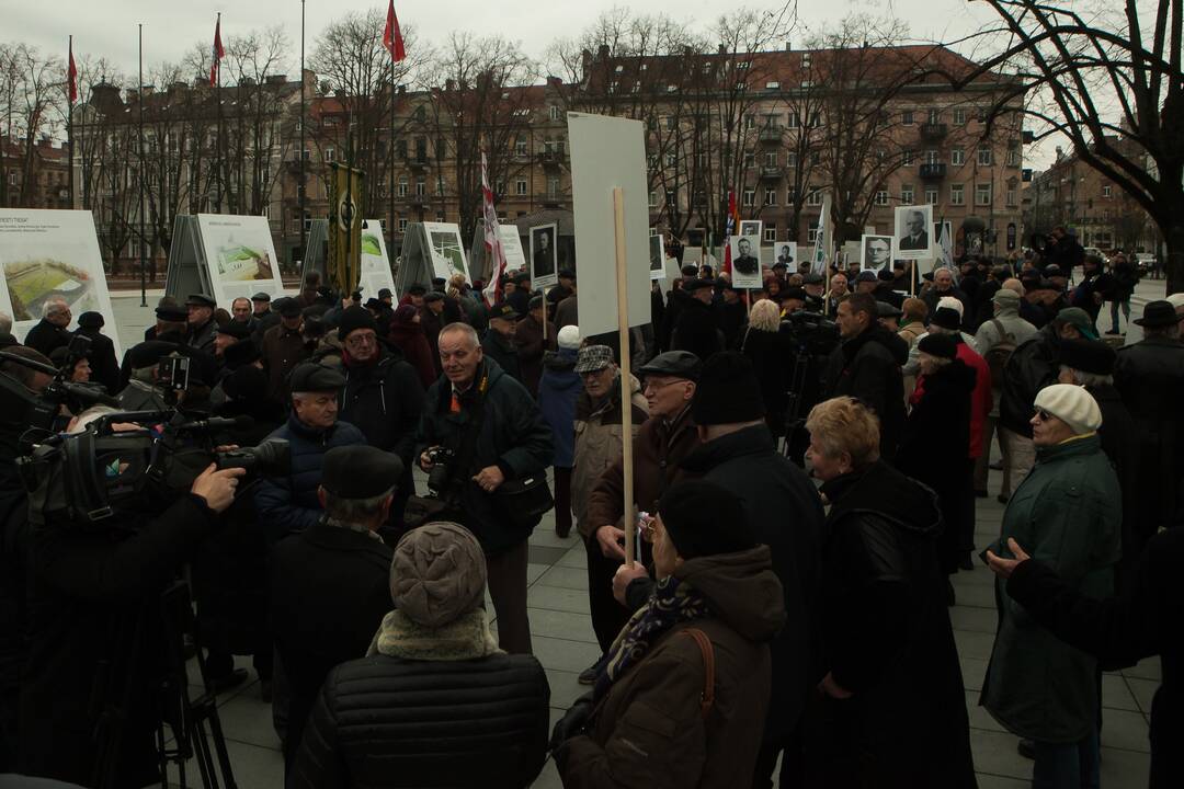 Protesto akcija dėl Vyčio paminklo