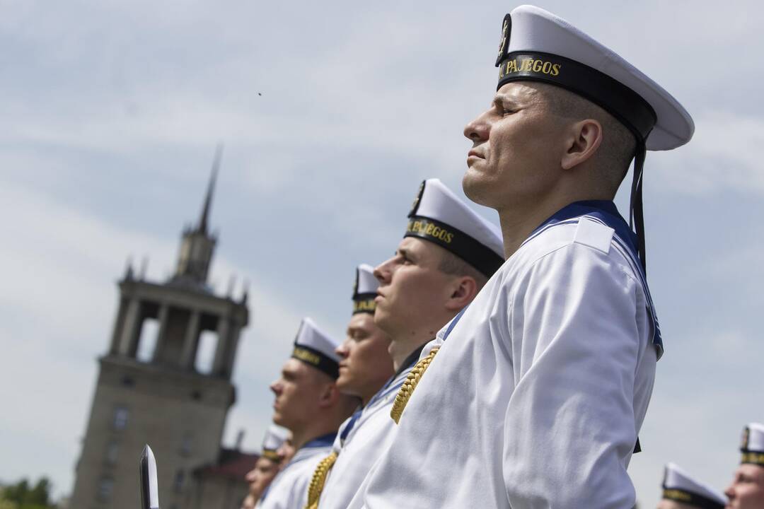 Kariuomenės ir visuomenės šventėje – NATO sąjungininkų naikintuvai