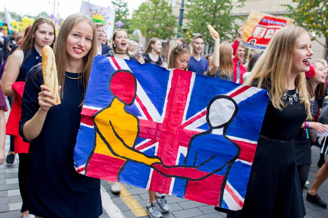 Šventinė VU dėstytojų ir studentų eisena