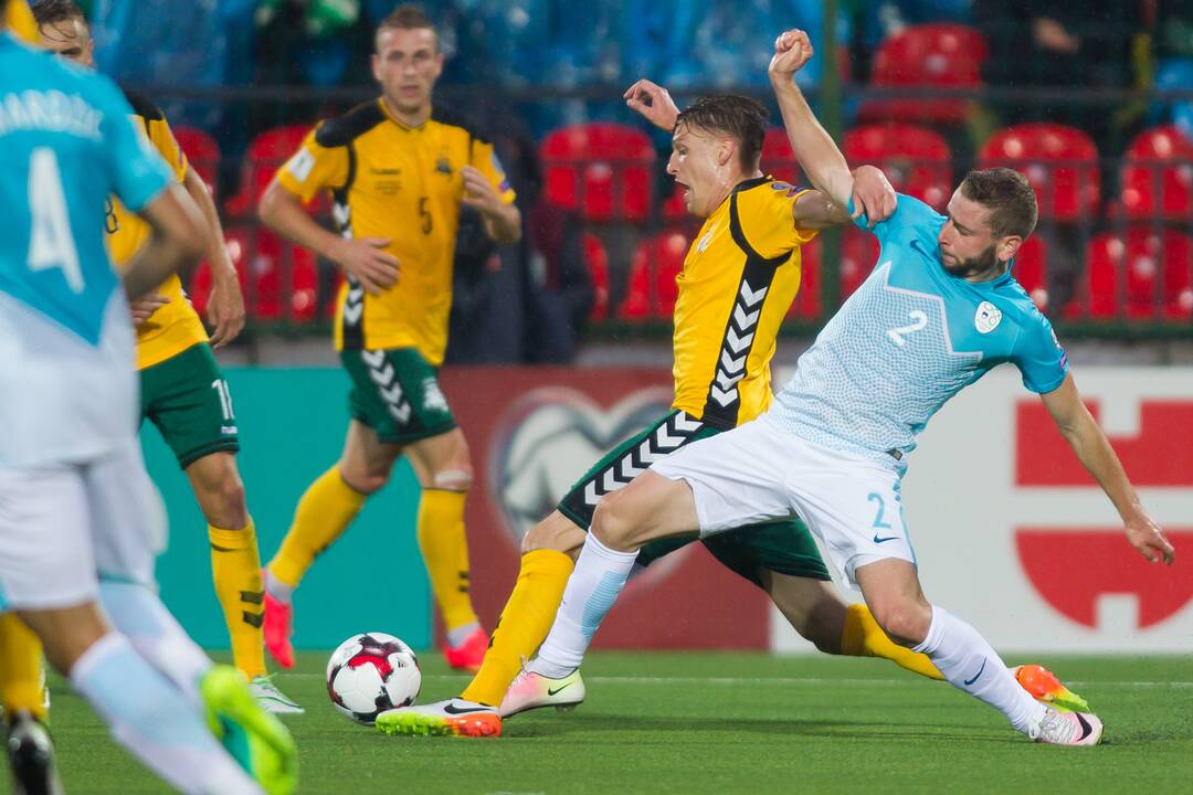 Futbolas: Lietuva – Slovėnija 2:2