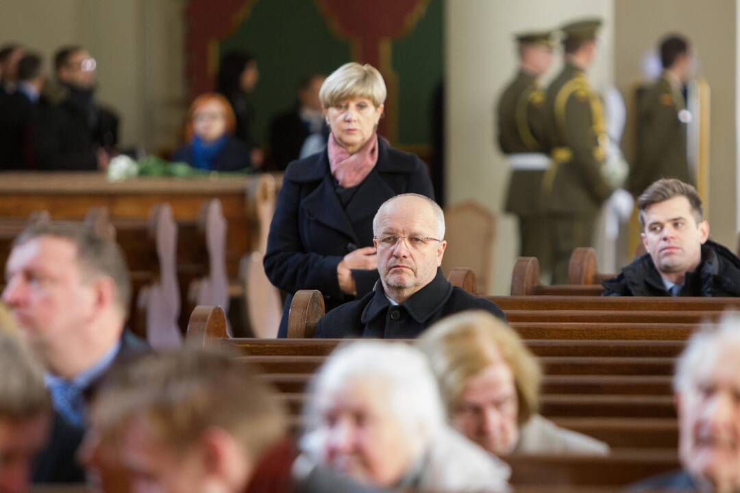 Atsisveikinimas su ministru J. Požela