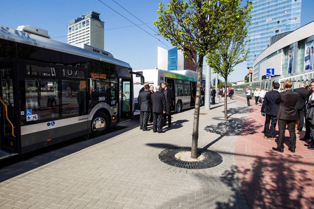 Vilniaus gatvėse – nauji autobusai