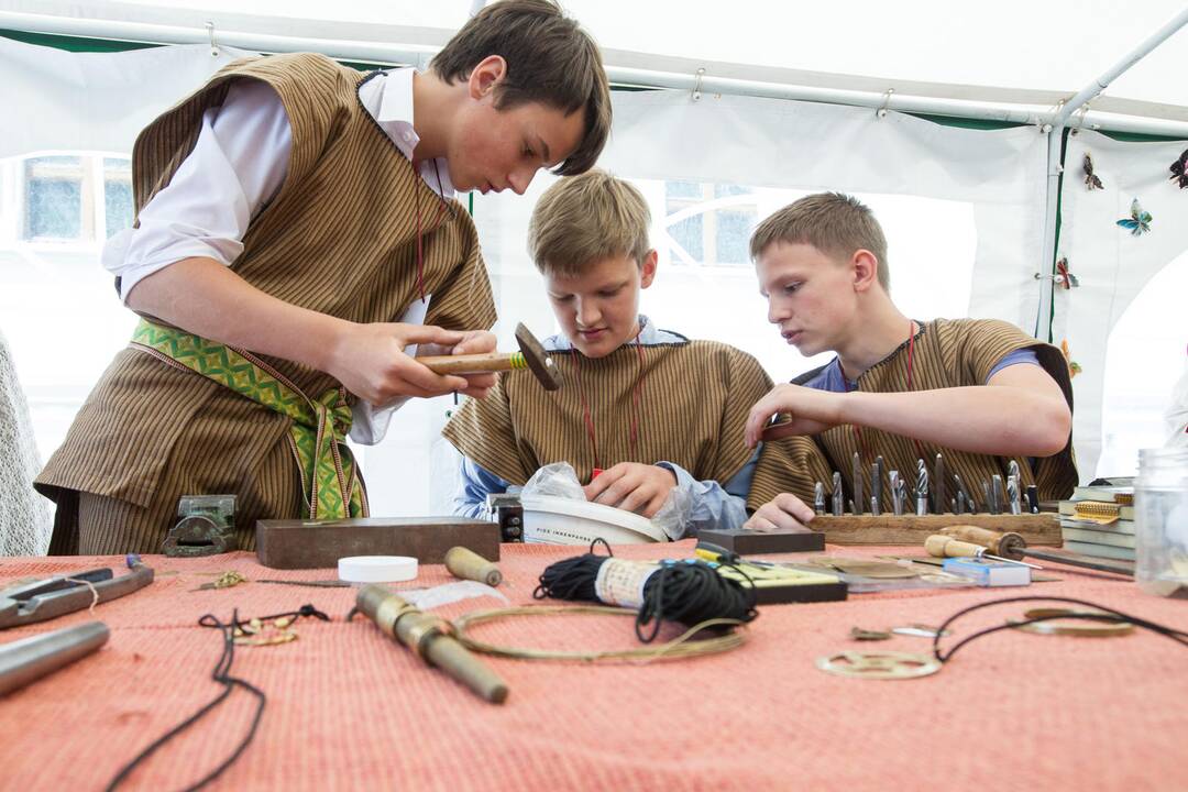 Vaikų tradicinių amatų miestelis Vilniuje