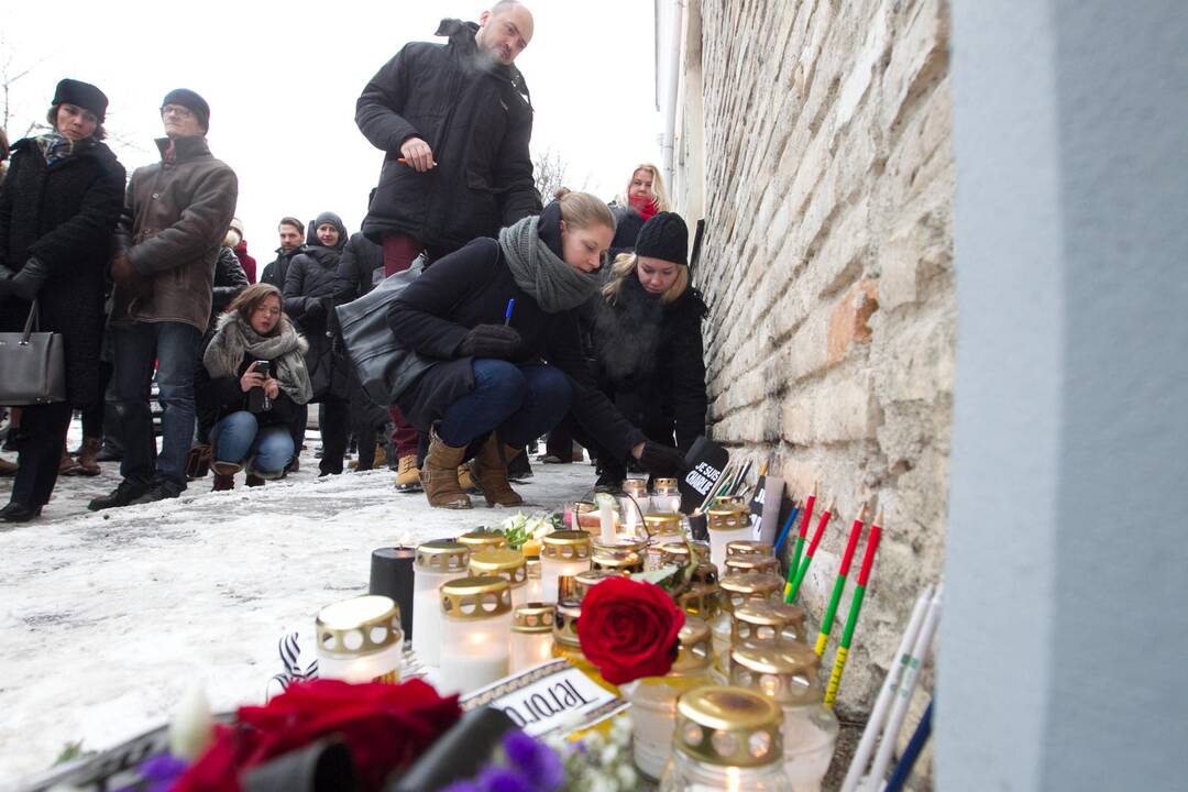 Žurnalistai ir politikai išreiškė solidarumą su prancūzų tauta