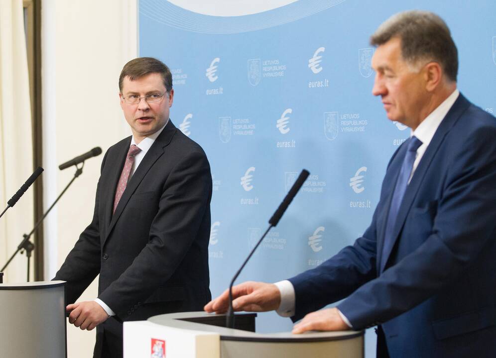 A. Butkevičius susitiko su eurokomisaru V. Dombrovskiu