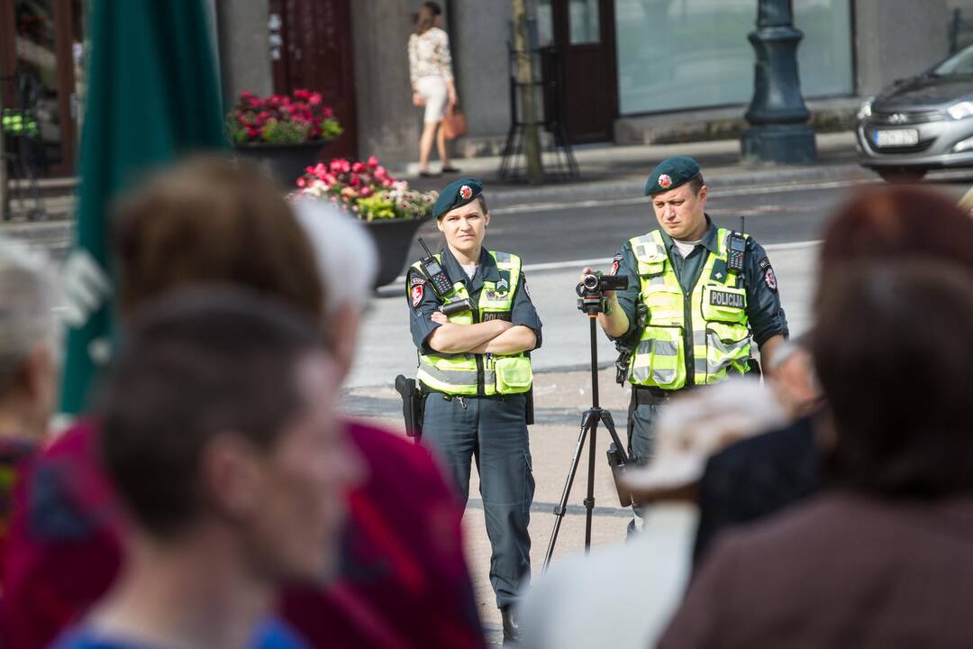 Mitingas „Šalin rankas nuo lietuvių kalbos ir nuo valstybės pamatų!“