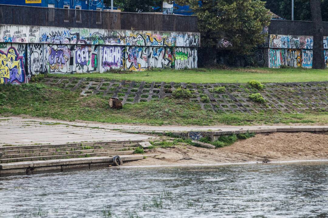 Vilniaus vadovai apžiūrėjo Neries krantinių tvarkytinas vietas