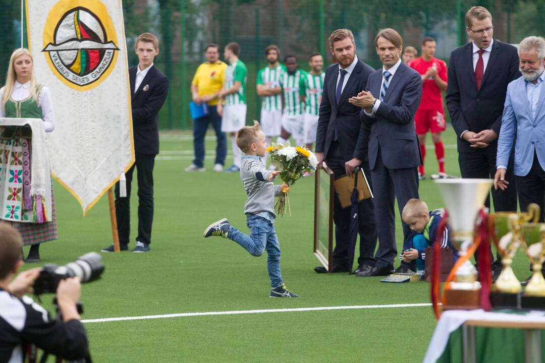 Senvagės gimnazijos stadiono atidarymas