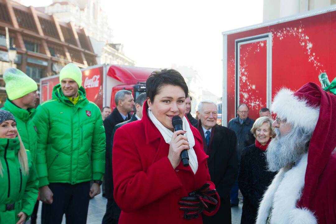 Startavo labdaringas Kalėdų karavanas