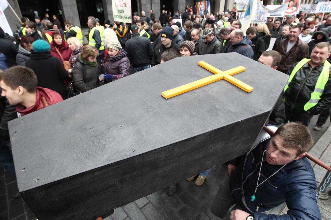 Pieno gamintojų protesto akcija