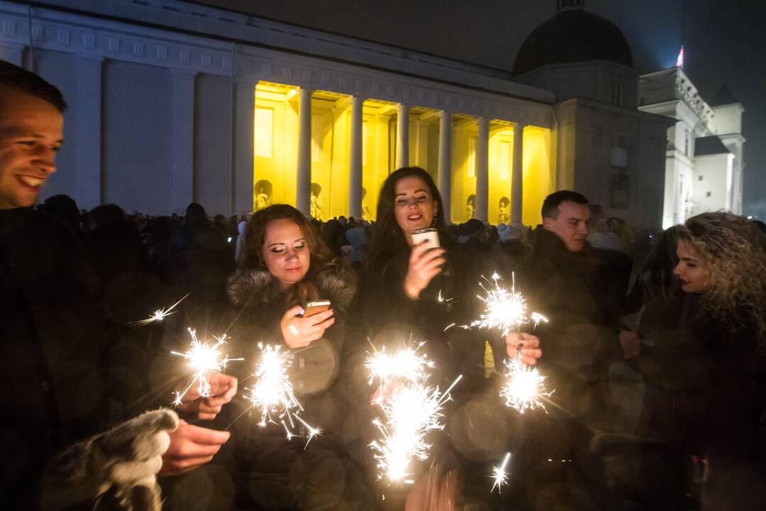 Vilnius pasitiko 2017-uosius