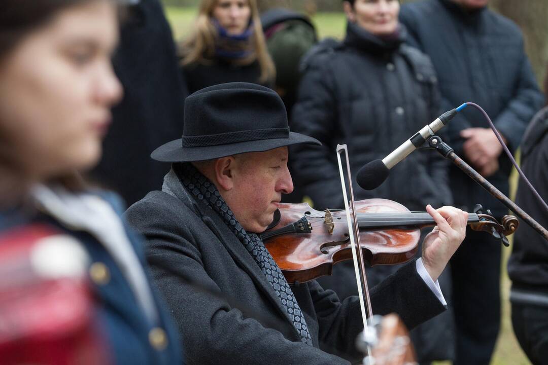 Panerių memoriale vyko Gyvųjų maršo procesija