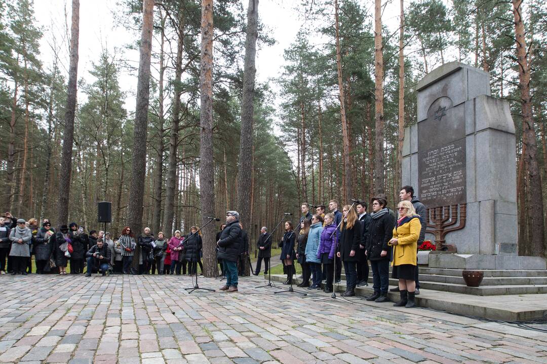 Panerių memoriale vyko Gyvųjų maršo procesija