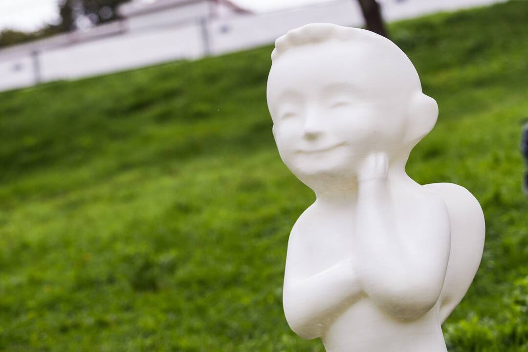 Misionierių sodų parke – šviečiantis angelas