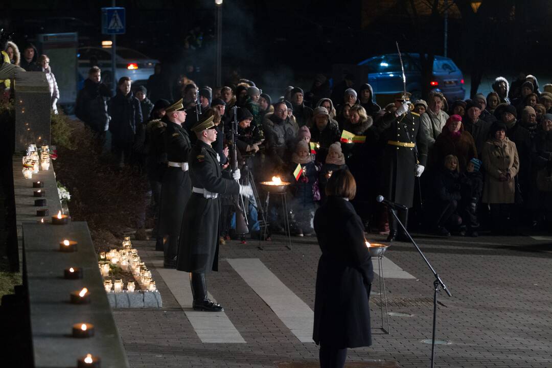 Vilniuje suliepsnojo atminimo laužai