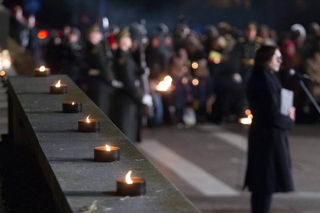 Vilniuje suliepsnojo atminimo laužai