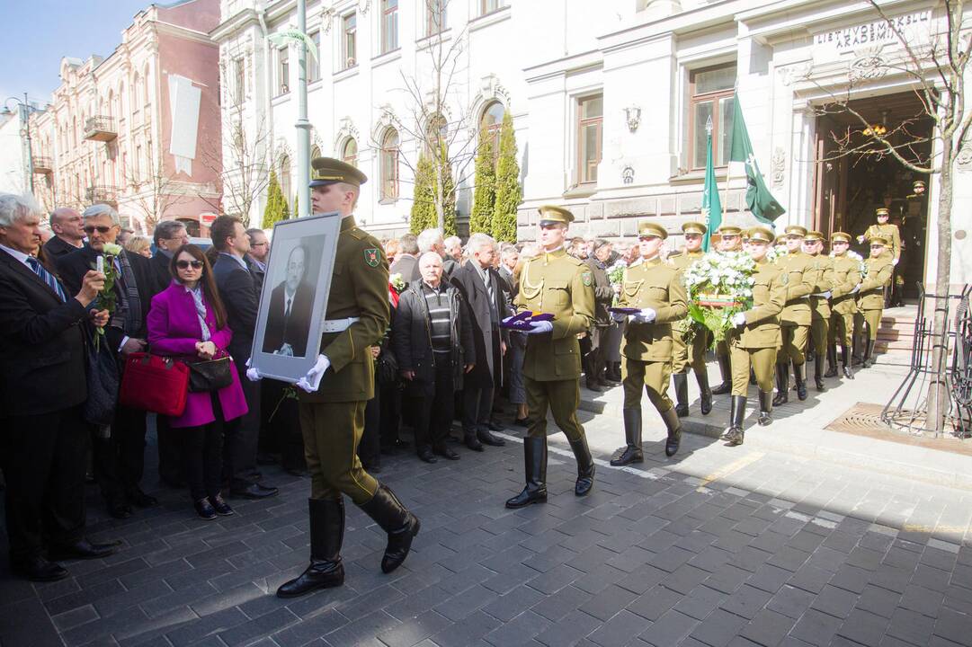 R. Ozolo laidotuvės