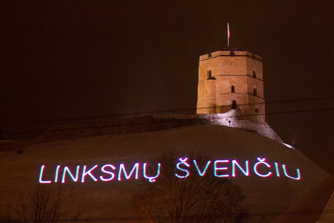 Vilniečiai švenčia 2016-ųjų metų sutiktuves